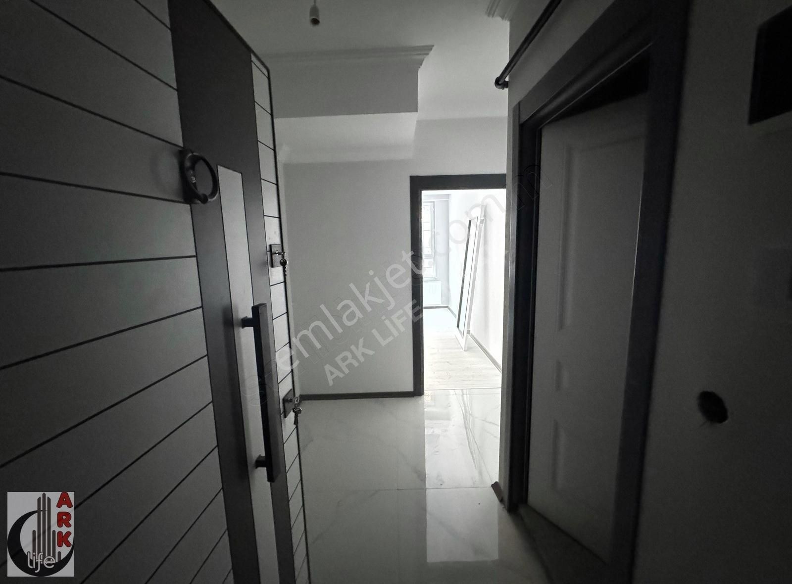 Odunpazarı Emek Satılık Daire Ark Life'dan Emek Mah.ertaş Cad.yakını 75m² 2+0 Daire