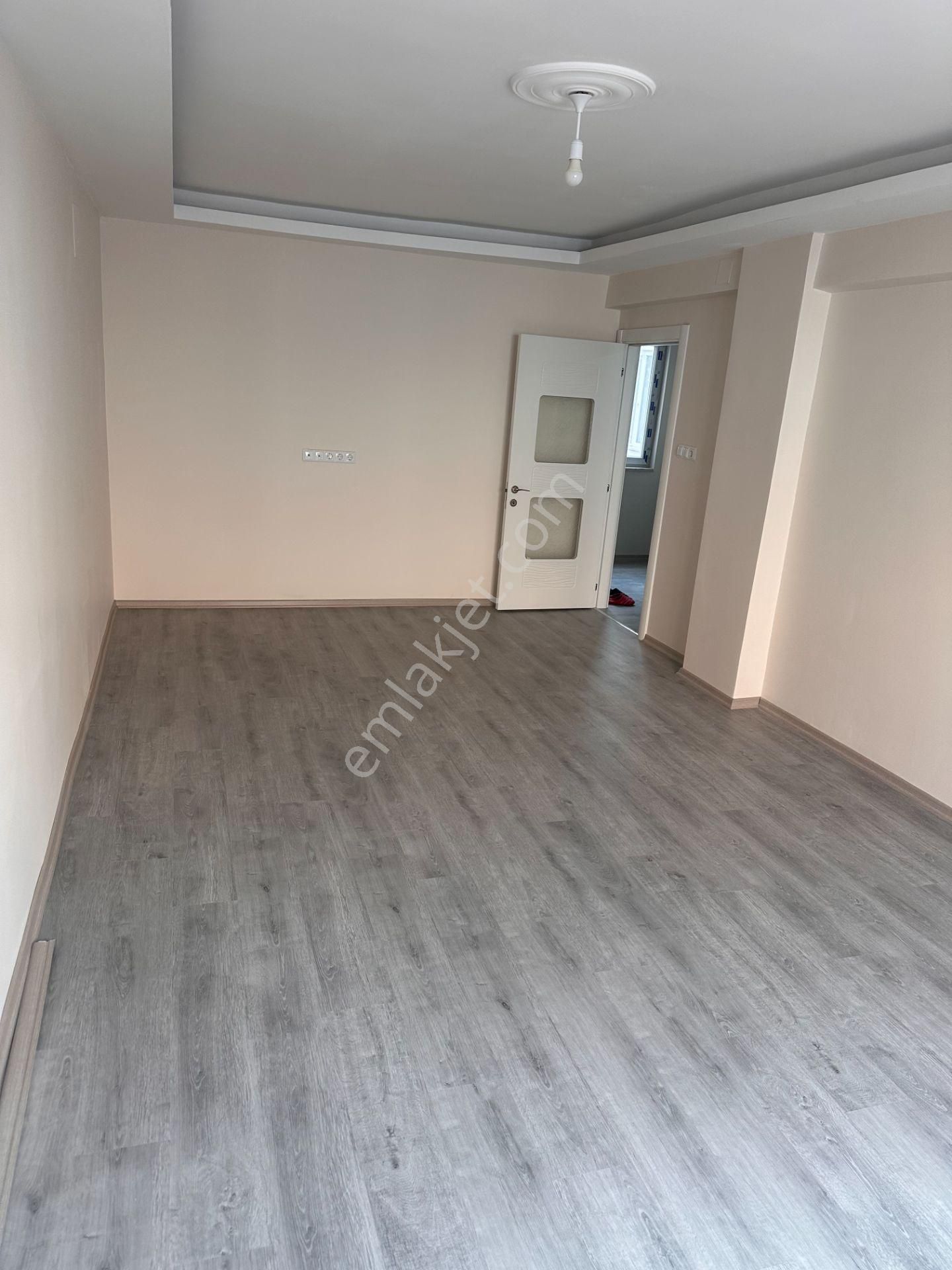 Satılık Daire ,inegöl Vergi Dairesi Karşısı ,petek Kent Sitesi Boş Temiz Ve Bakımlı.135 M2 Net - Görsel 13