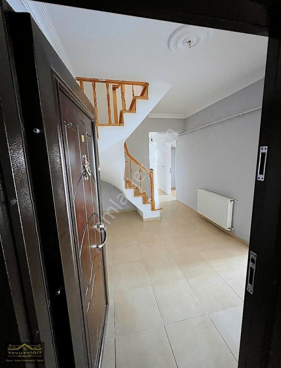 Hendek Yeni Kiralık Daire Yavuzyiğit Emlak'tan Kiralık Dubleks 4+1 Daire