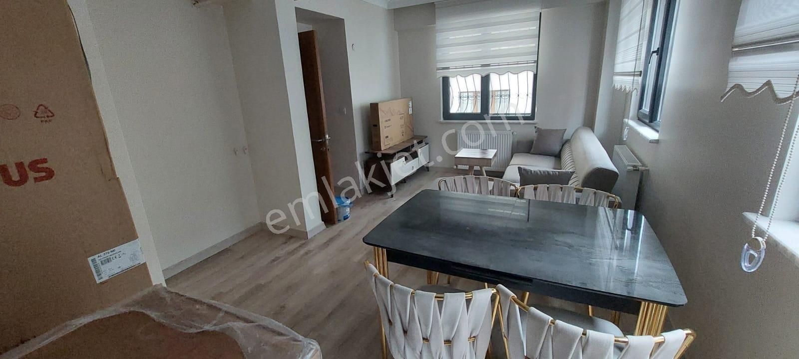 Ataşehir İçerenköy Kiralık Daire İçerenköy Su Deposu Metrosuna Yakın Full Eşyalı,sıfır 1+1 Daire