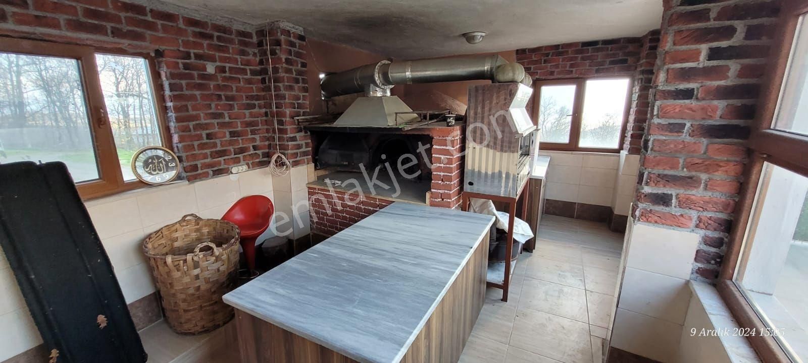 Harika Doğa Ve Göl Manzaralı Ticari Dağ Evi - Görsel 2