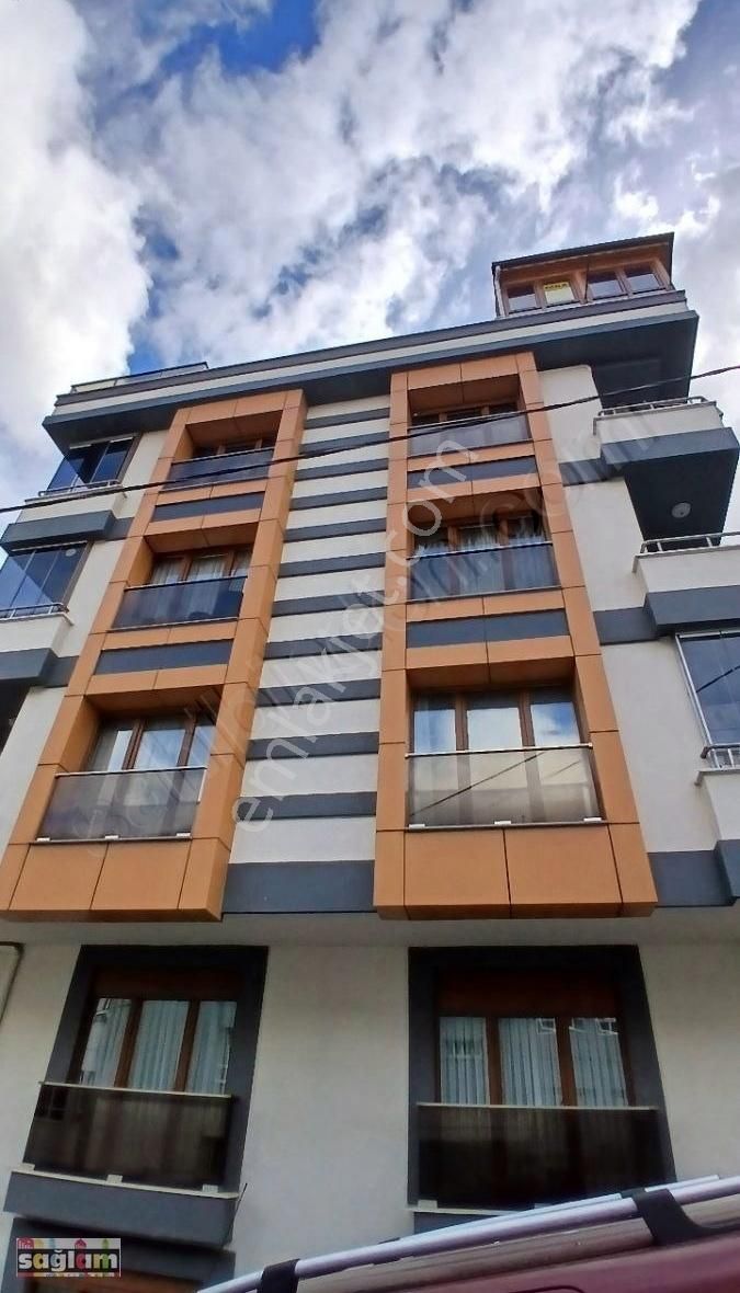 Ümraniye Site Kiralık Daire Site Mahallesinde Finans Merkezine Komşu Kiralık Şahane Teraslı