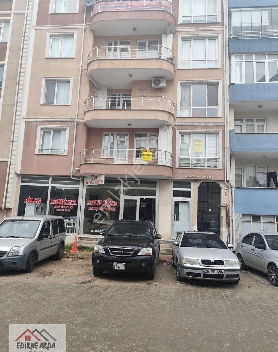 Edirne Merkez Yancıkçı Şahin Kiralık Daire Arda Emlak Ofisi'nden Ayşekadın Kütüphane Yakını Eşyalı Daire