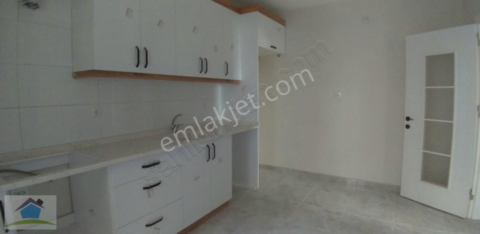 Karşıyaka Örnekköy Kiralık Daire Pino Dan Medikal Point Yakını Kiralık 3+1