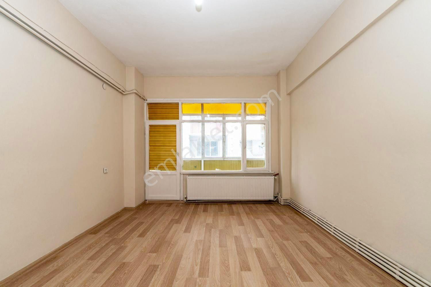 Bahçelievler Şirinevler Kiralık Daire Metro Metrobüse Yakın Kiralık Daire 2+1 90 M2 Masrafsız