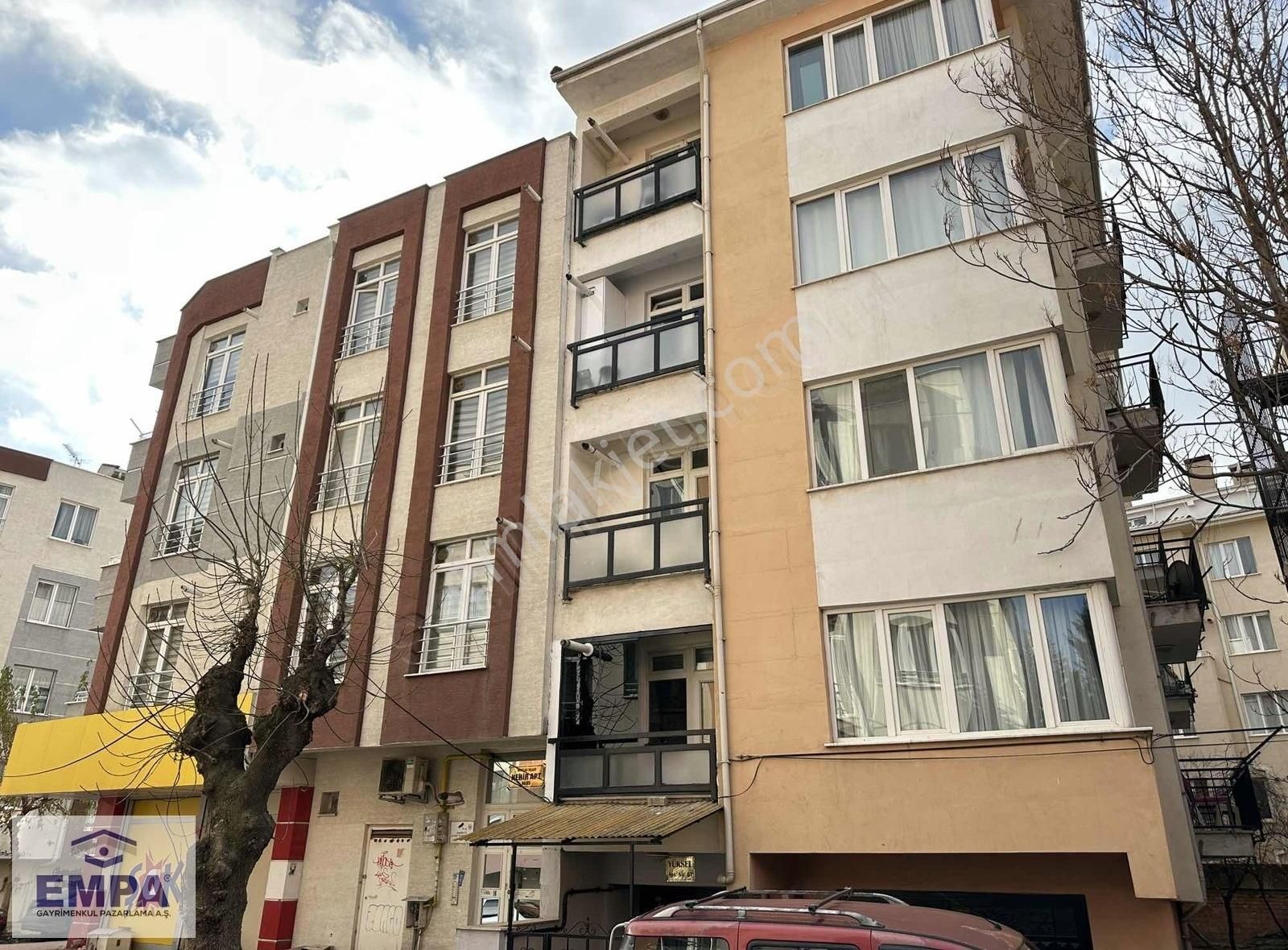 Tepebaşı Bahçelievler Satılık Daire Empa'dan Bahçelievler Mahallesi 2+1 90m² Bakımlı Satılık Daire