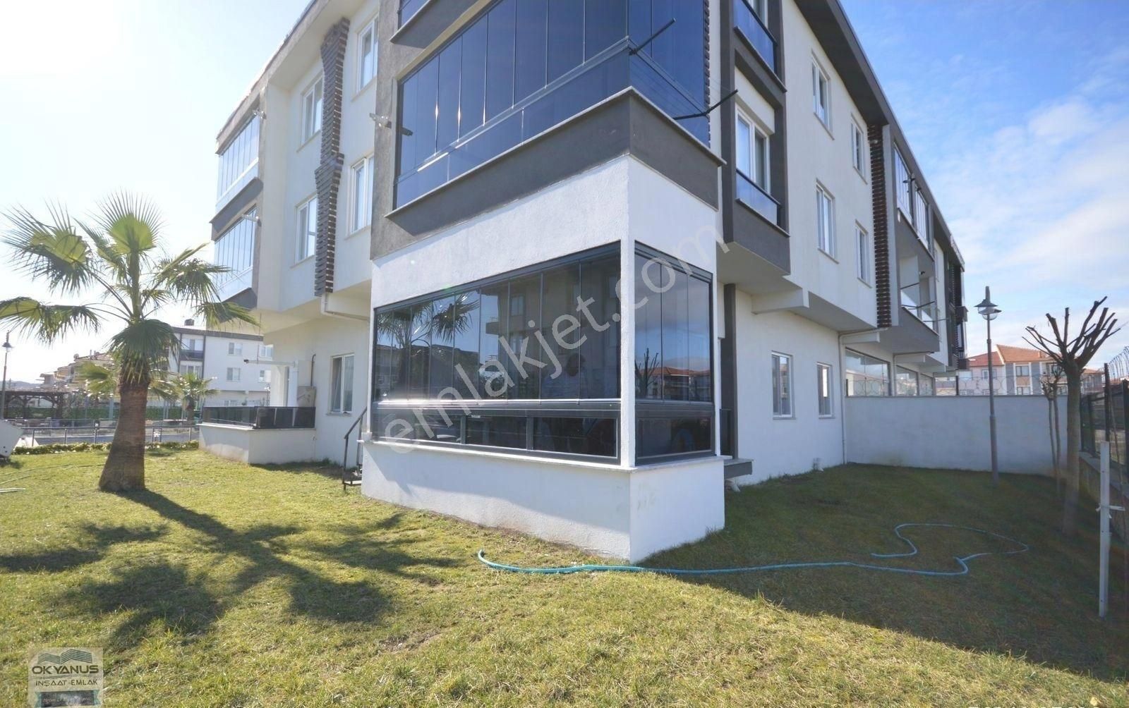 Karasu Yalı Kiralık Daire Karasuda Havuzlu Sitede Kiralık 2+1 Daire