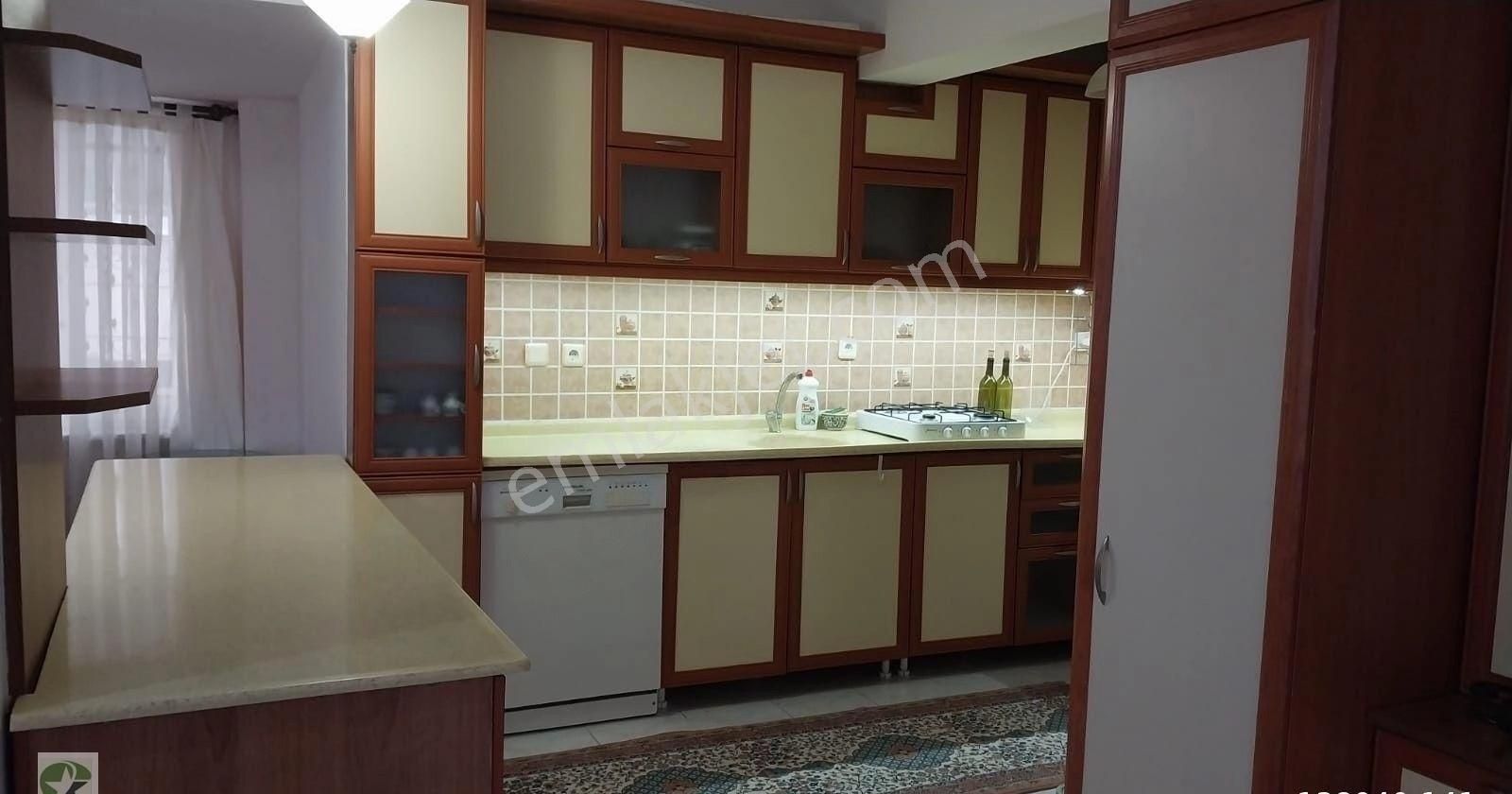 Edremit Altınkum Kiralık Daire Kiralık Akçay Altınkum 3+1 Doğalgazlı Eşyalı Dubleks Denize Kordona 50 M Cadde Üzeri