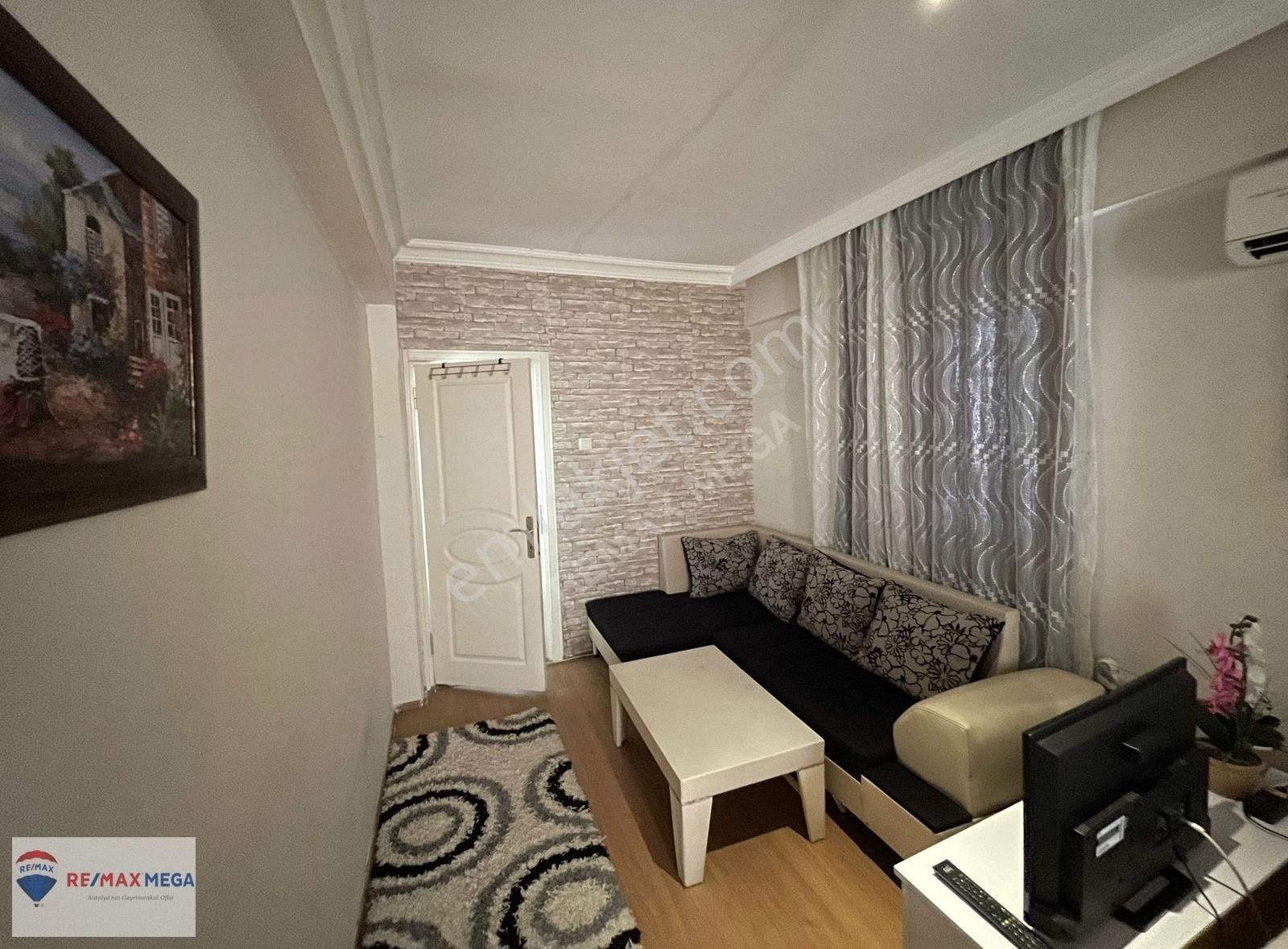 Muratpaşa Kızılarık Satılık Daire Remax Mega'dan Kızılarık Mahallesinde Satılık 1+1 Daire