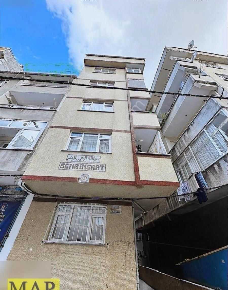 Bahçelievler Zafer Satılık Daire Muhammediye Camisi Yakını Satılık 2+1 85 M2 Arakat Daire