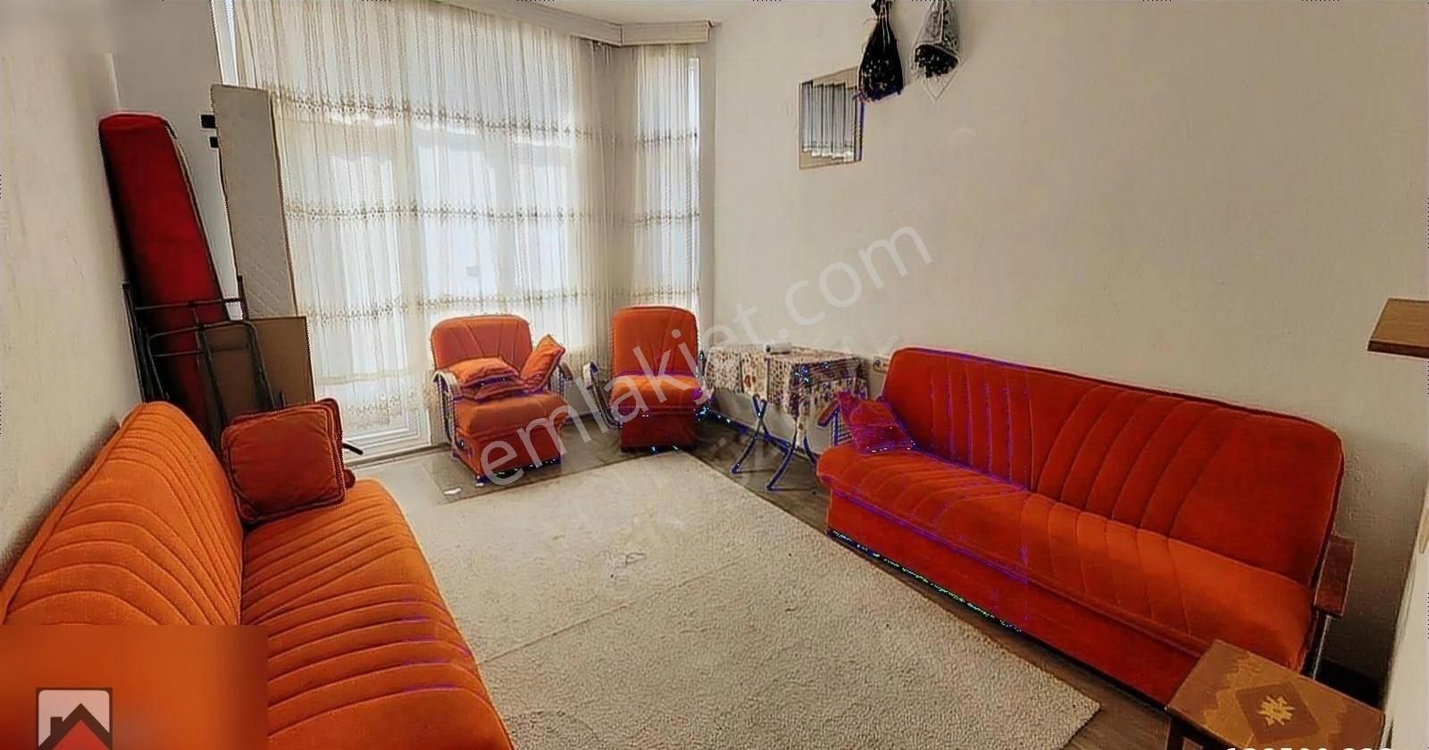 Finike Eski Kiralık Daire Finike Merkezde Eşyalı 85 M2 Geniş 1+1 Kiralık