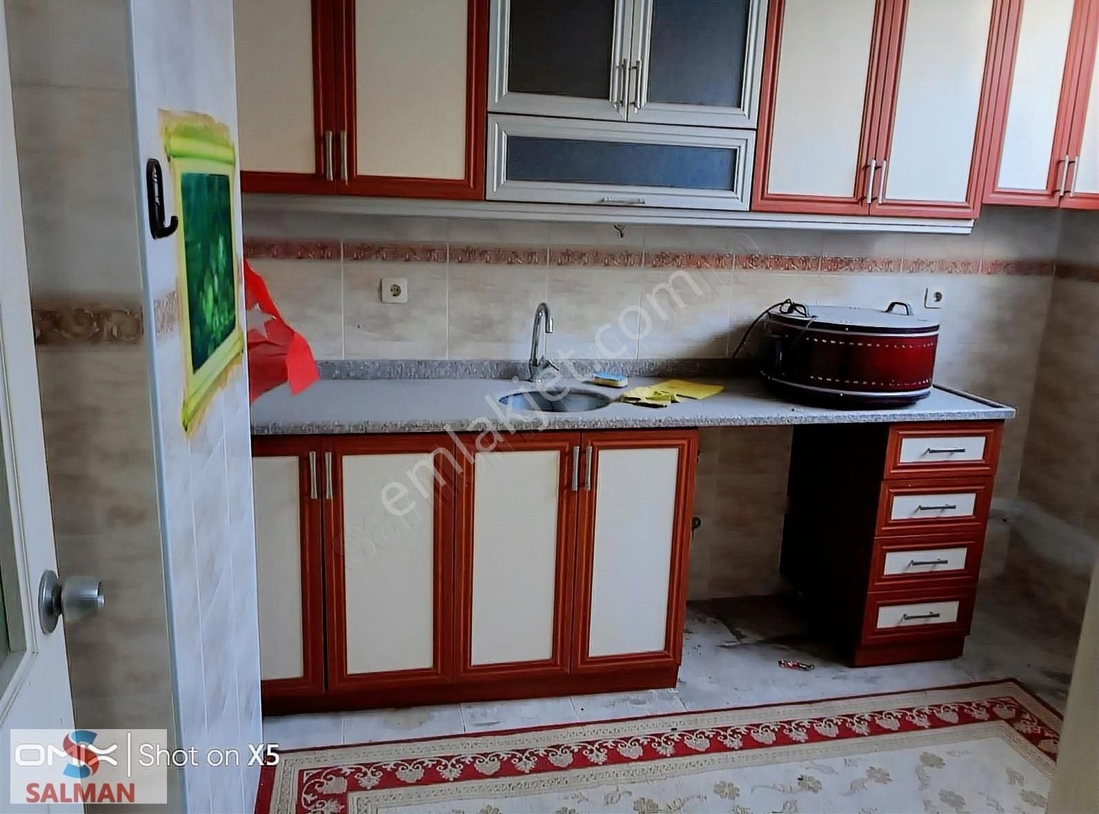 Pendik Esenler Satılık Daire Pendik Esenlerde Krediye Uygun 70m2 Kombili 2+1 Daire