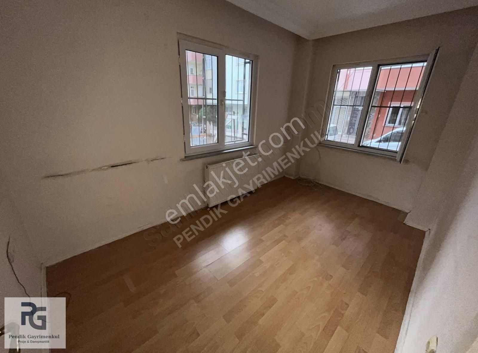 Pendik Fevzi Çakmak Kiralık Daire Marmara Hastanesine Metro 200 Metre Mesafesi 2+1 Kiralık Daire