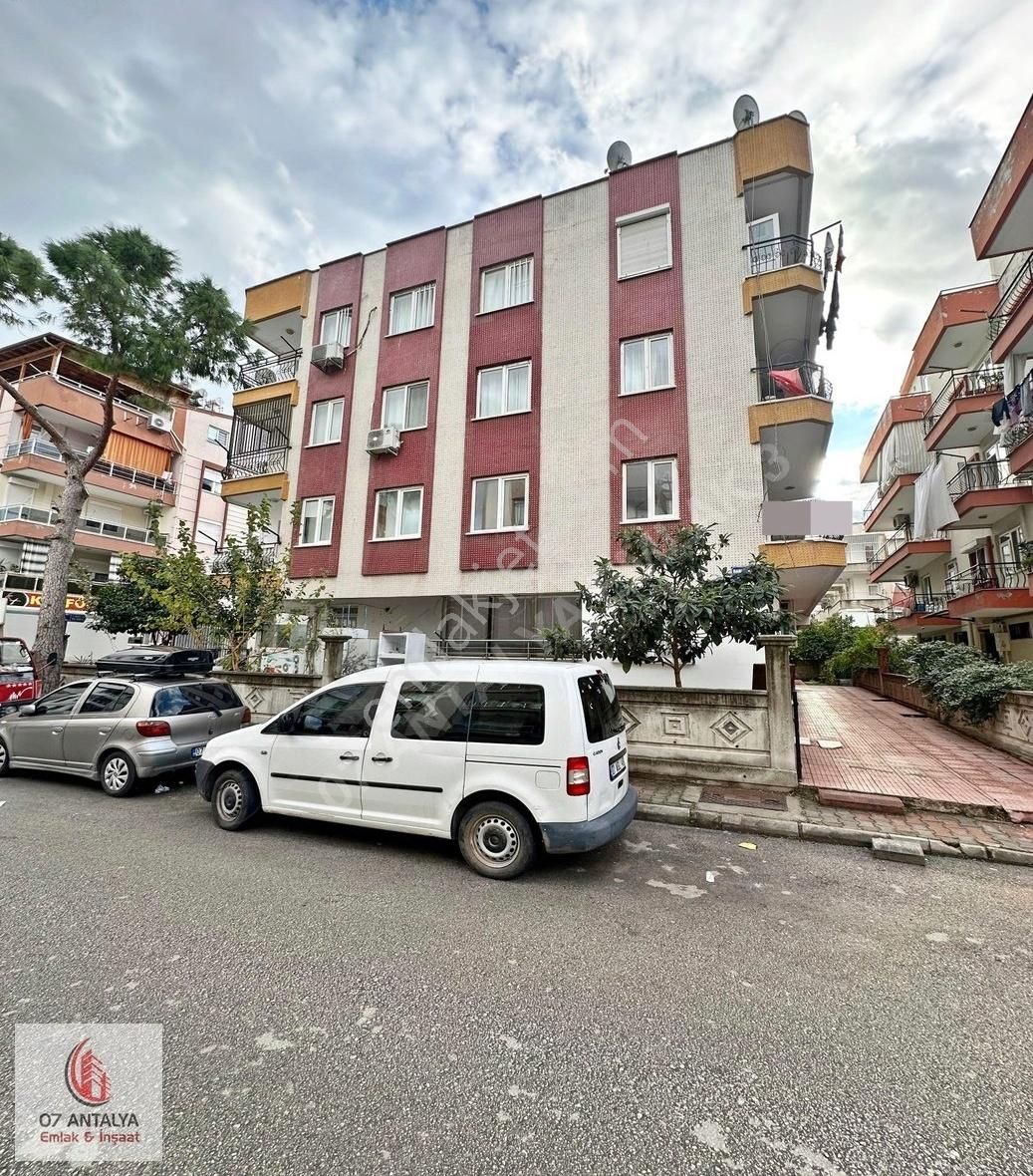 Muratpaşa Cumhuriyet Satılık Daire Cumhuriyette - Kaçırılmaz Fırsat - 1.kat 3+1 135 M2