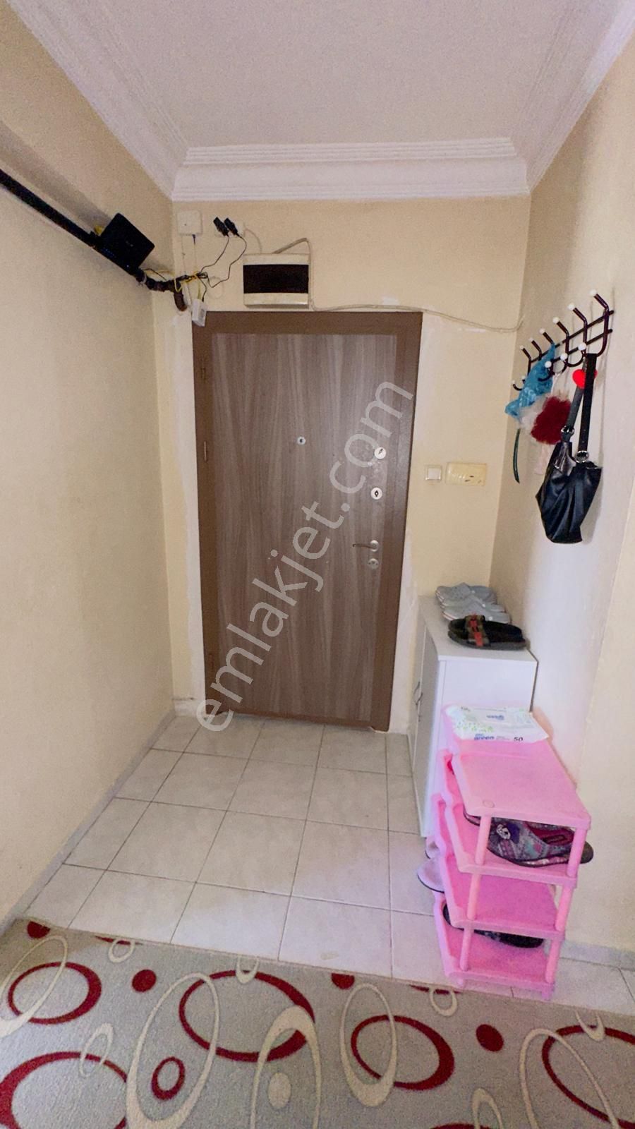 Merkez Orduyeri Site İçinde Satılık Arakat 3+1 Daire Ön Cephe - Görsel 5