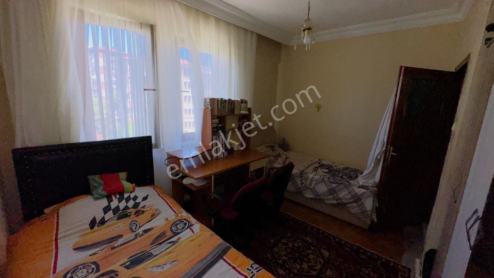 Merkez Orduyeri Site İçinde Satılık Arakat 3+1 Daire Ön Cephe - Görsel 26