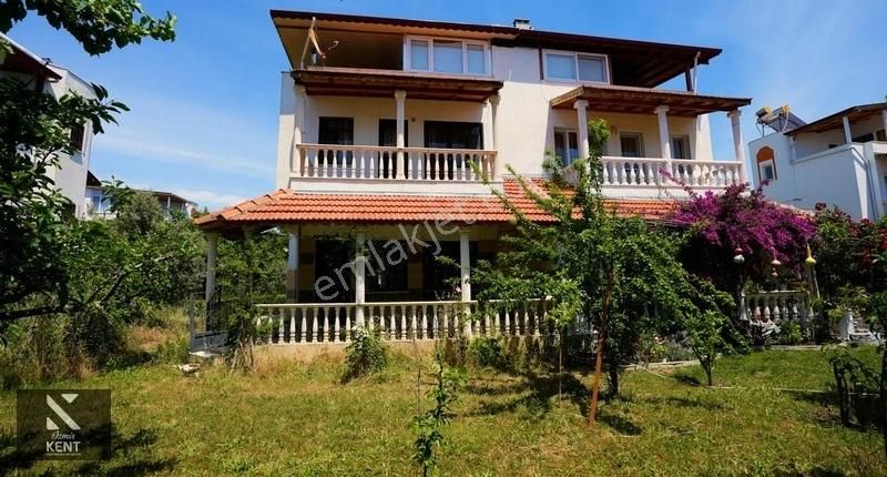 Dikili Salihler Satılık Villa Dikili Salihleraltı Satılık Triplex Villa 4+1 245 M2