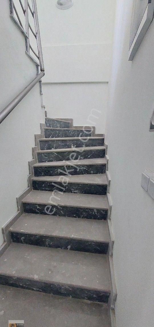 Dikili Salimbey Mahallesinde Deniz Manzaralı 5+1mutfak Ayrı Sıfır Daire Dublex - Görsel 14