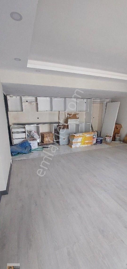 Dikili İsmetpaşa Mahallesinde Denize 600 Metre Uzaklıkta Ebebeyn Banyolu 4+1 Satılık Villa - Görsel 5