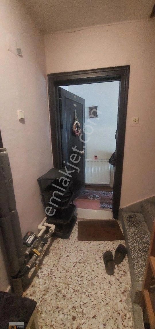 Dikili Salimbey Mahallesinde Çarşı Merkez Konumda Jeotermal Isıtmalı Eşyalı 4+1 Dublex Daire Satılık - Görsel 2