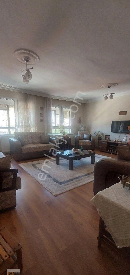 Dikili Salimbey Mahallesinde Çarşı Merkez Konumda Jeotermal Isıtmalı Eşyalı 4+1 Dublex Daire Satılık - Görsel 32