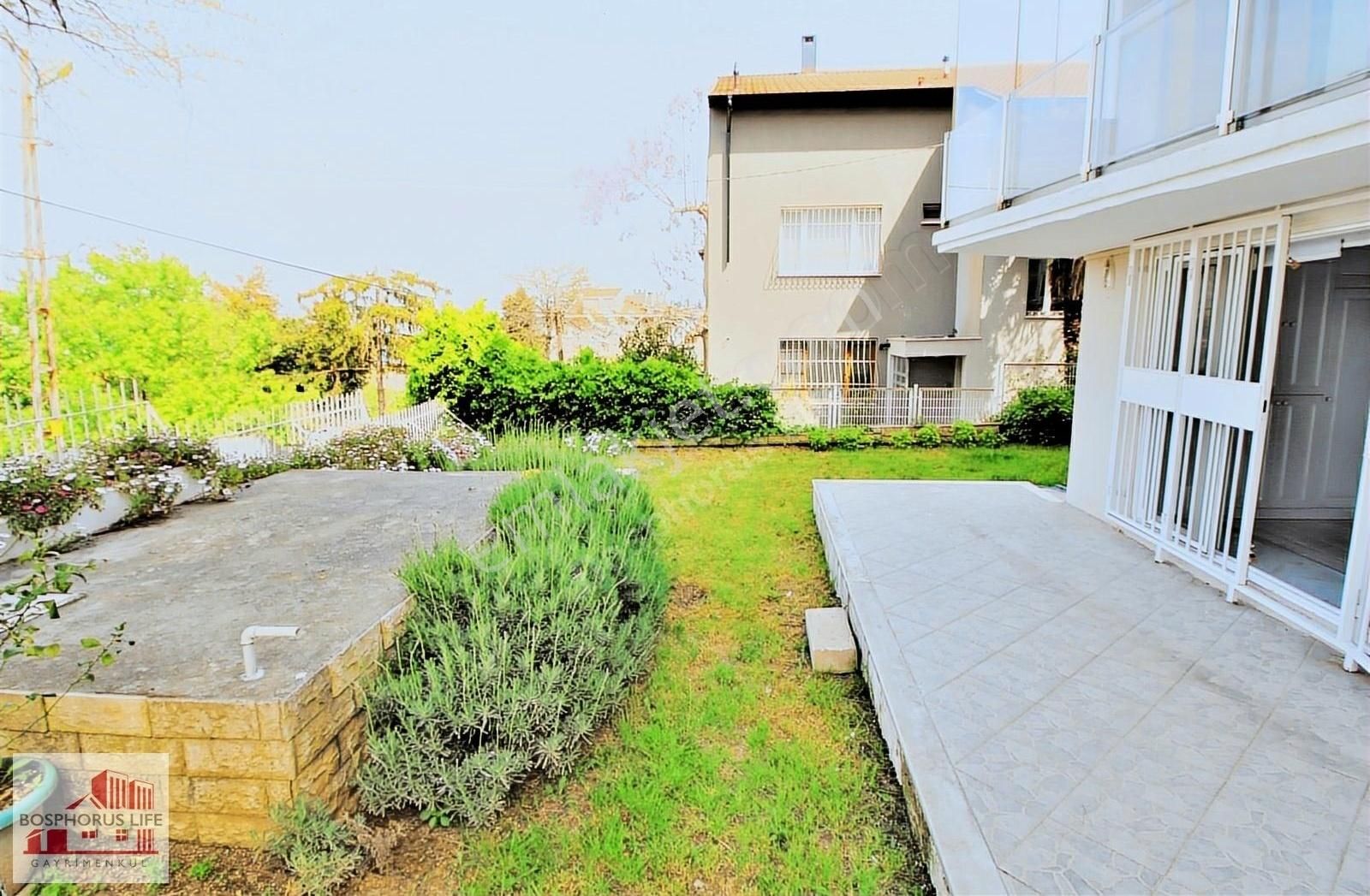Emirgan Boyacıköyde Katmülkiyetli Bahçe Kullanımlı Keyifli Daire - Görsel 24