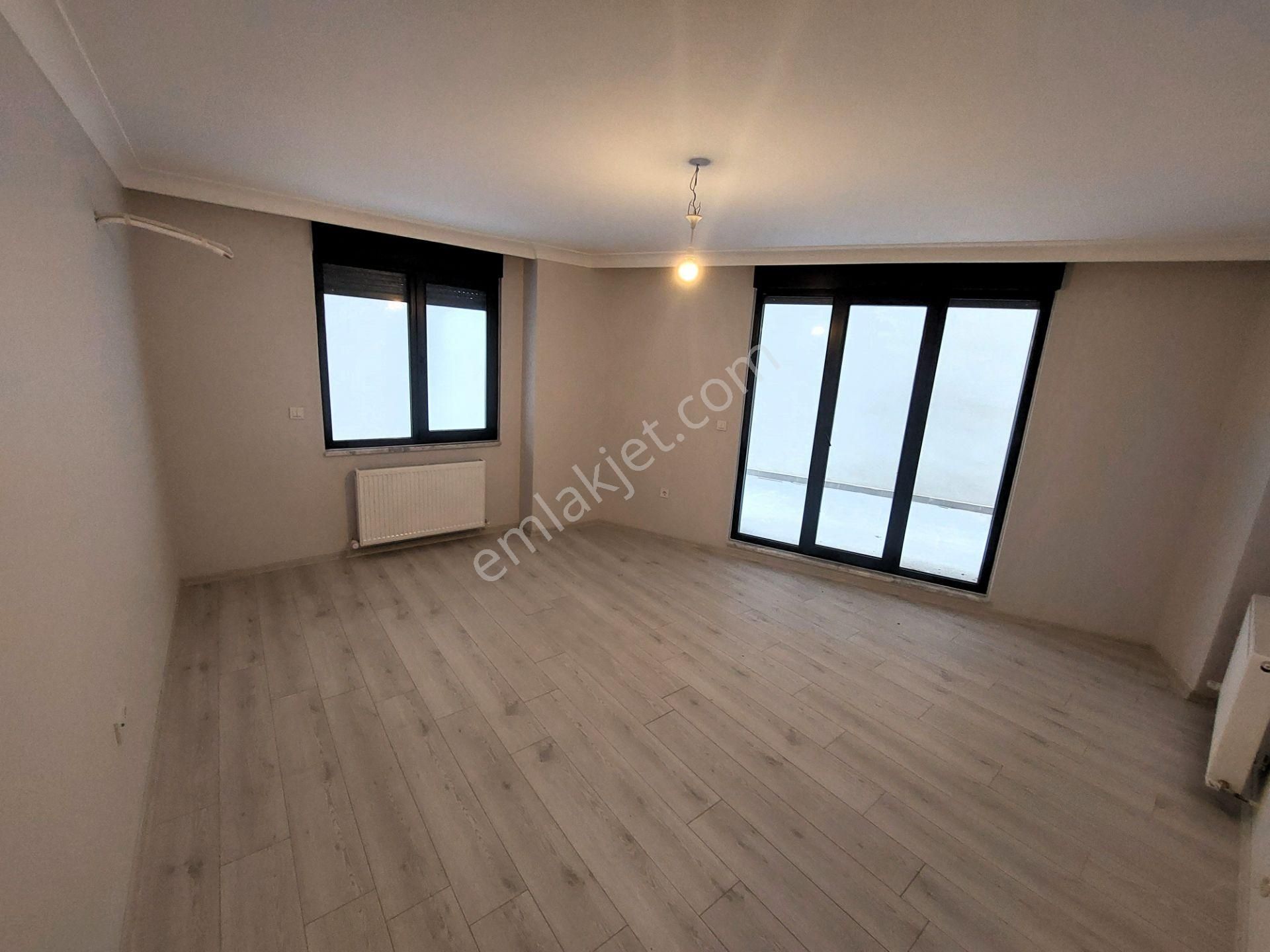 Maltepe İdealtepe Kiralık Daire İlke'den Sıfır Binada Teras Kullanımlı Ayrı Mutfaklı Lüks 2+1!!!