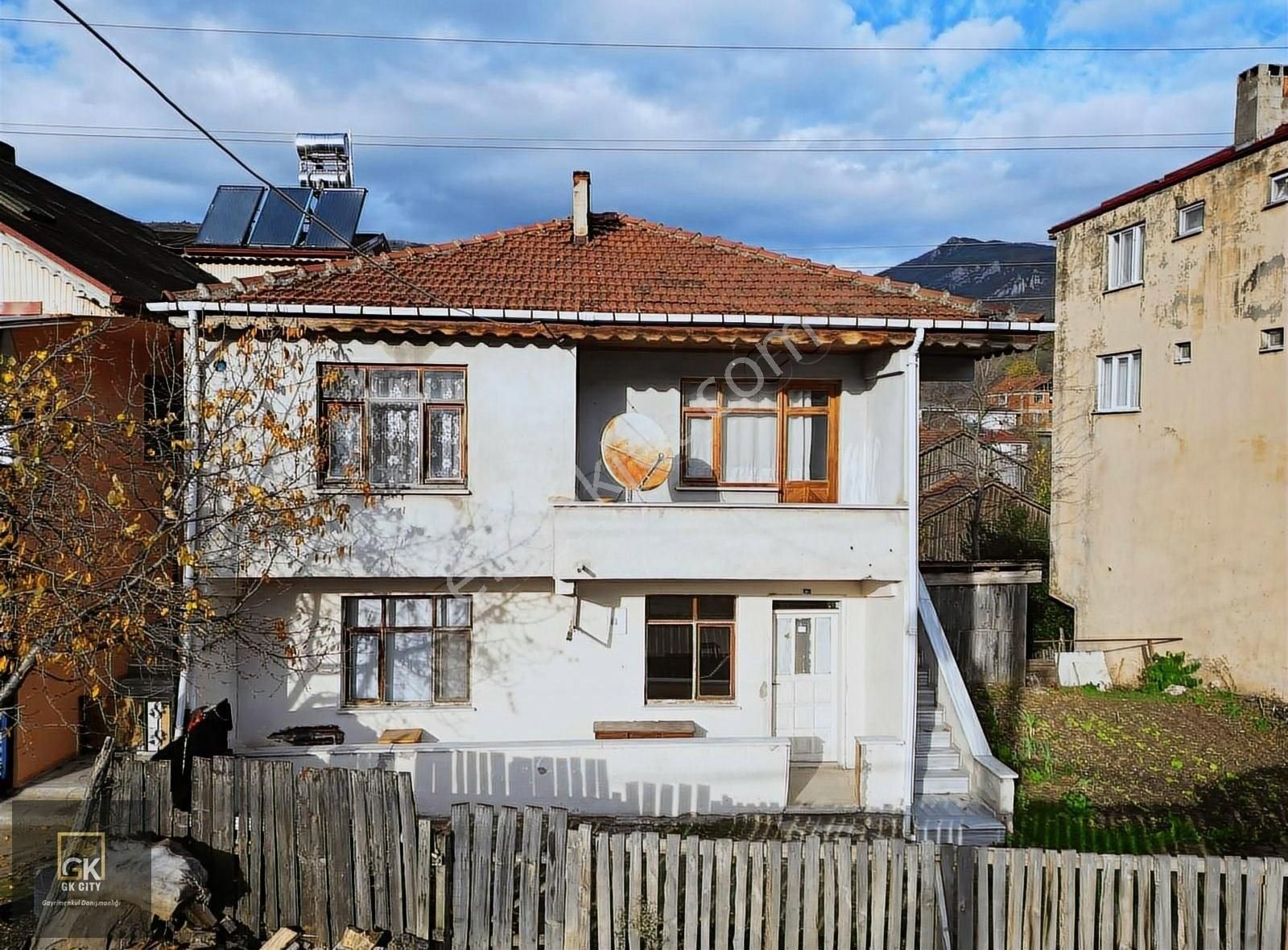 Akyazı Dokurcun Satılık Müstakil Ev Gk City Gayrimenkul'den Satılık Müstakil Bina Dokurcun/akyazı