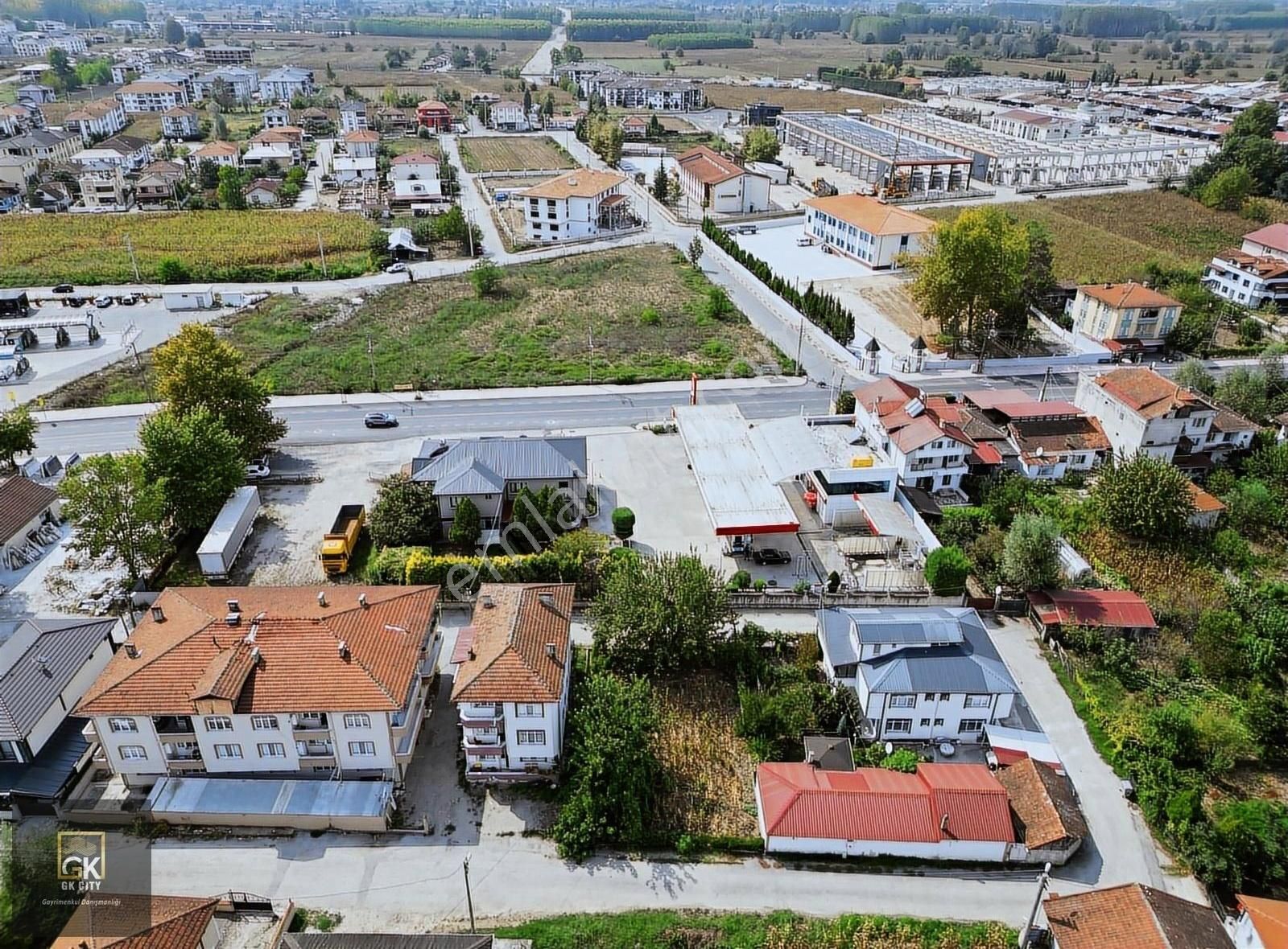 Akyazı Cumhuriyet Satılık Konut İmarlı Gk City Gayrimenkul'den Satılık İmarlı Arsa