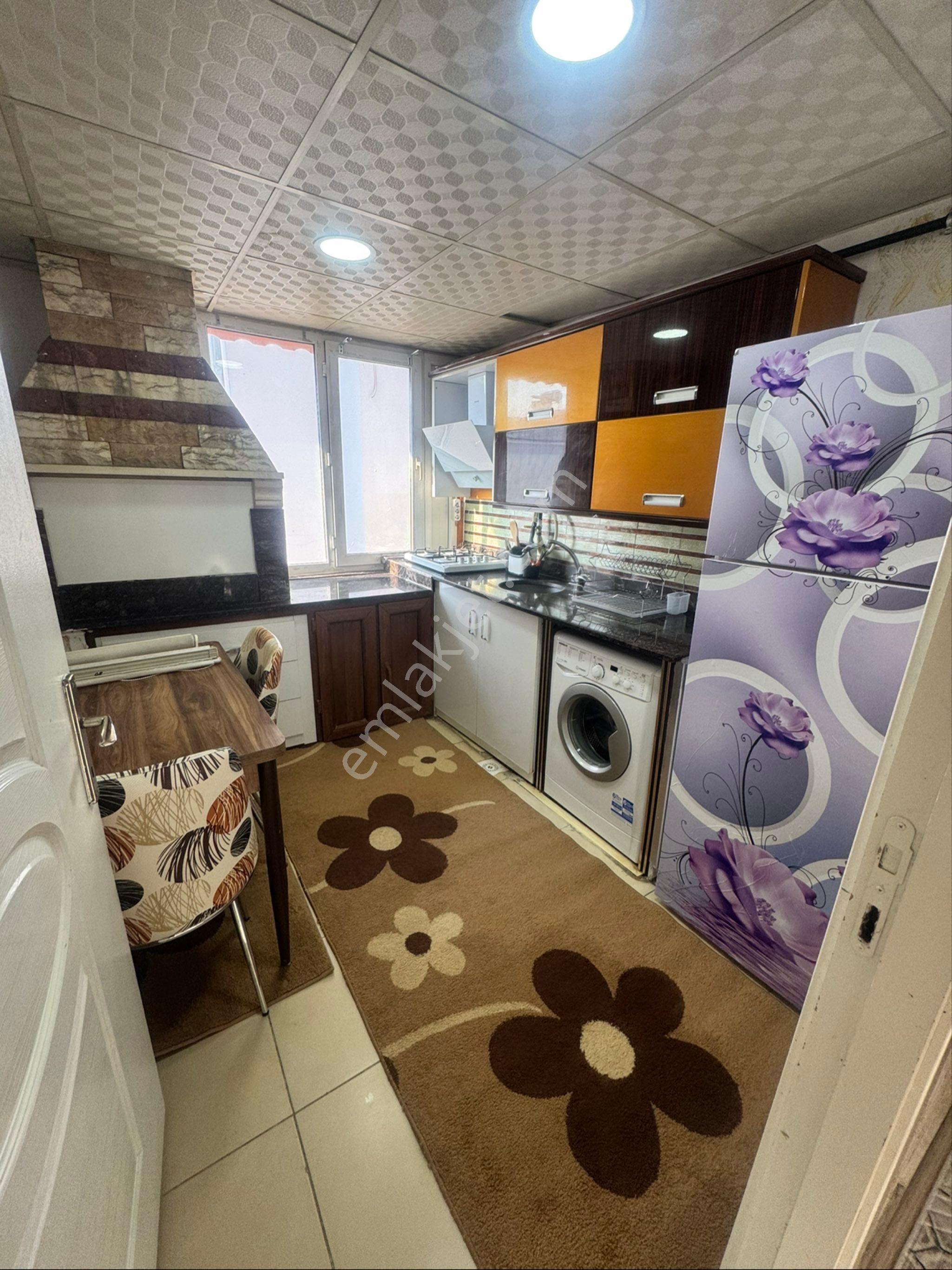 Güvenevlerde Kiralık Eşyalı Lüx 2+1 Daire - Görsel 11