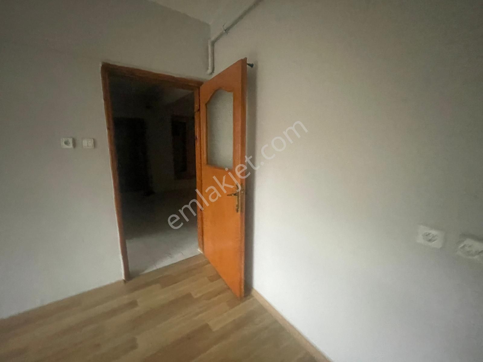 Bursa Kılıç Tan Esenevler De Satılık 3 Katlı 6+3 Müstakil Ev - Görsel 12