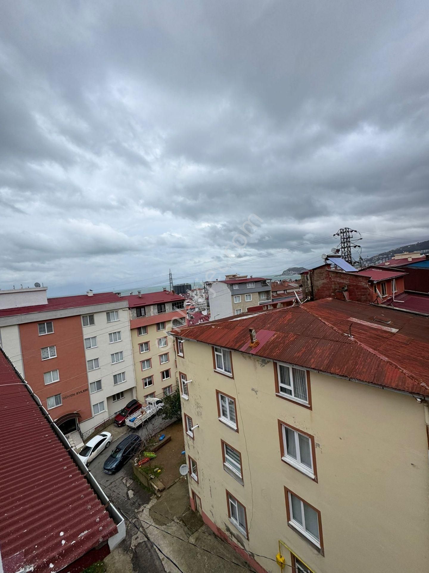 Giresun Merkez Teyyaredüzü Satılık Daire İnanç Emlaktan Teyyaredüzü Mahallesinde 2+1 Satılık Sıfır Daire