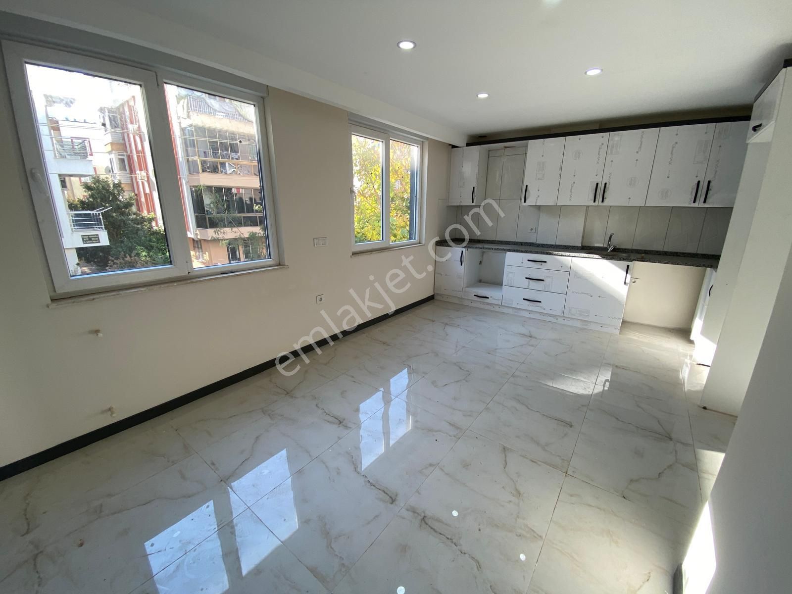 Mevlana Kavşağına Yakın Sıfır 2+1ler - Görsel 5