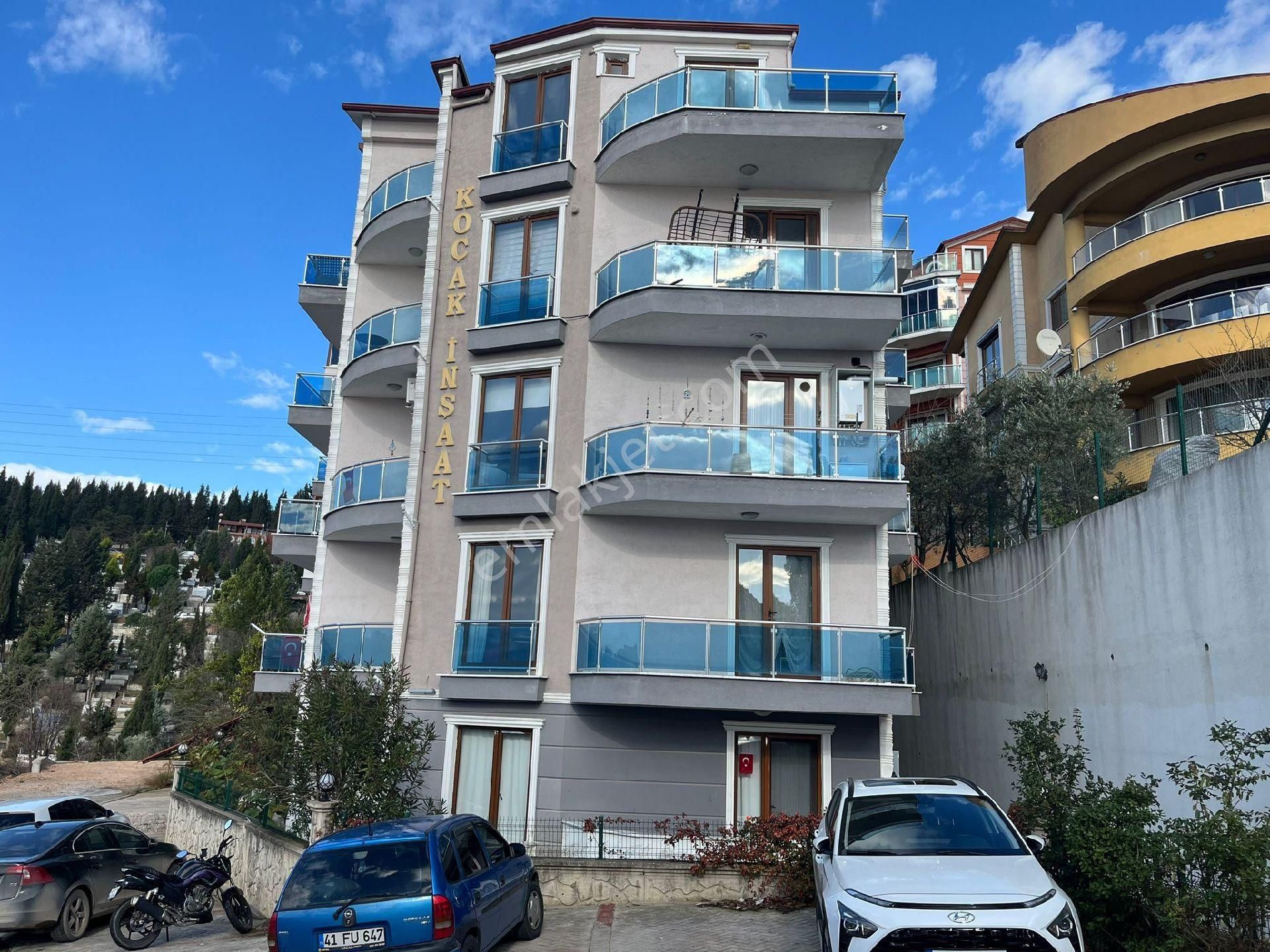 İzmit Hacıhızır Satılık Daire Re/max Armina Güvencesiyle Muhteşem Deniz Manzaralı Daire