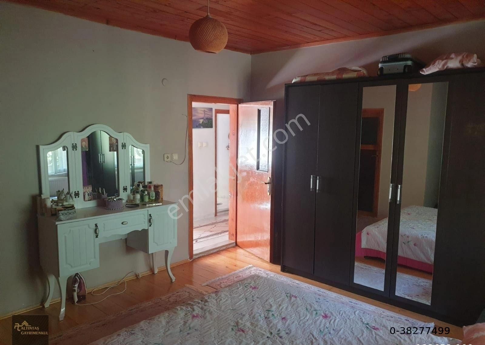 Şehitler Mahallesinde Mükemmel Müstakil Ev - Görsel 29