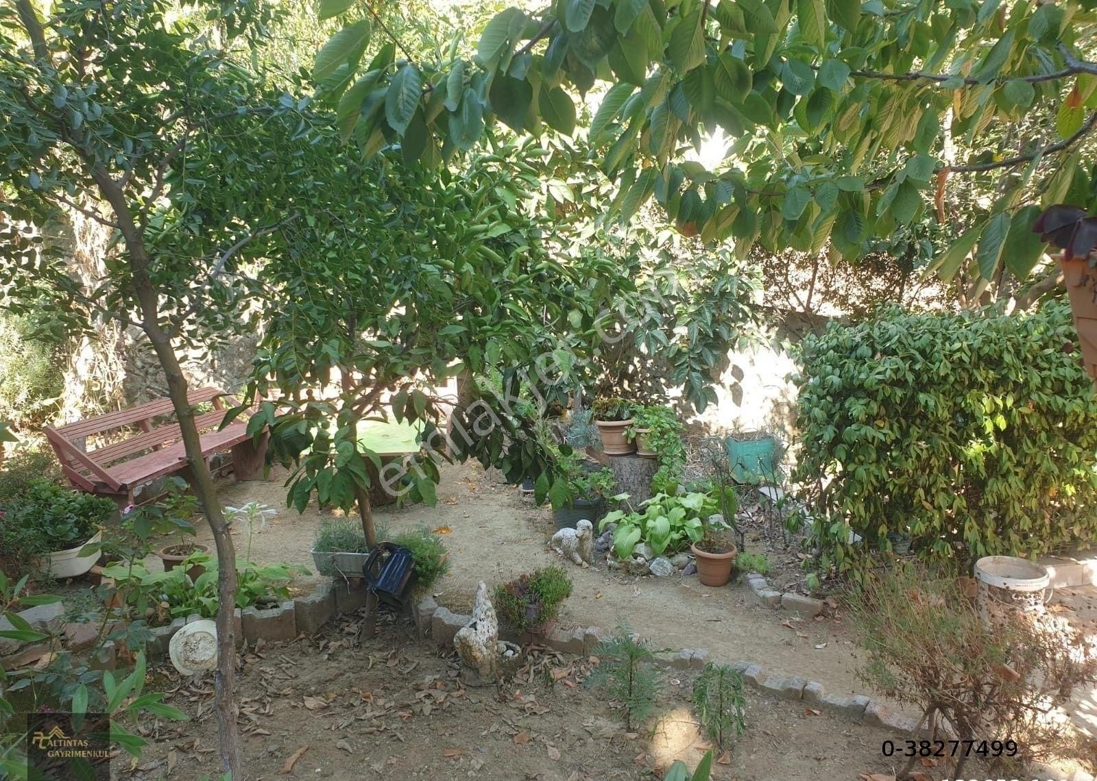 Şehitler Mahallesinde Mükemmel Müstakil Ev - Görsel 30