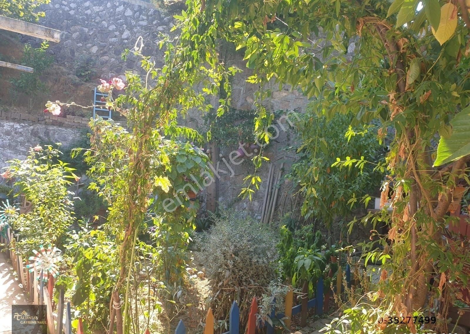 Şehitler Mahallesinde Mükemmel Müstakil Ev - Görsel 18