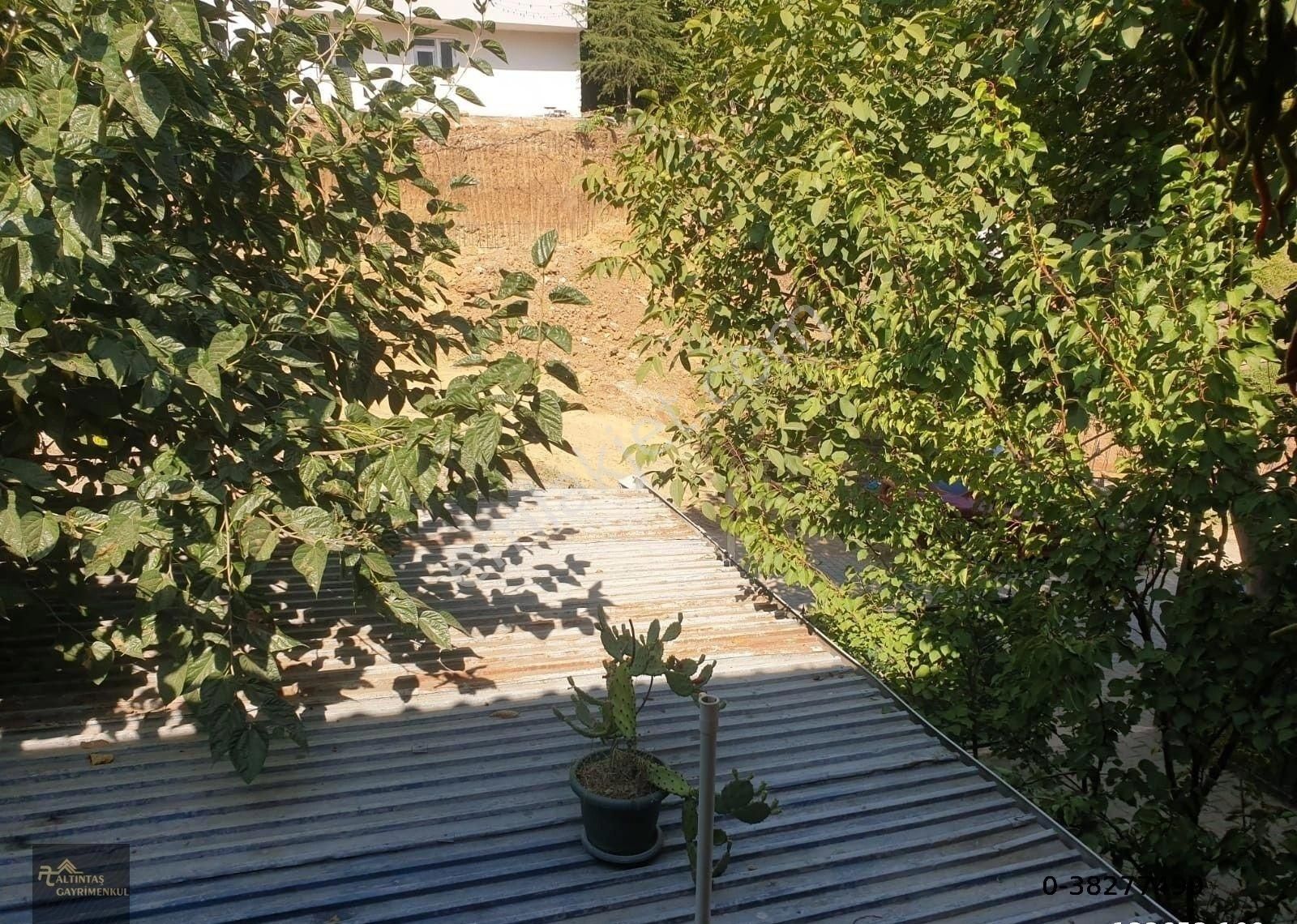 Şehitler Mahallesinde Mükemmel Müstakil Ev - Görsel 19