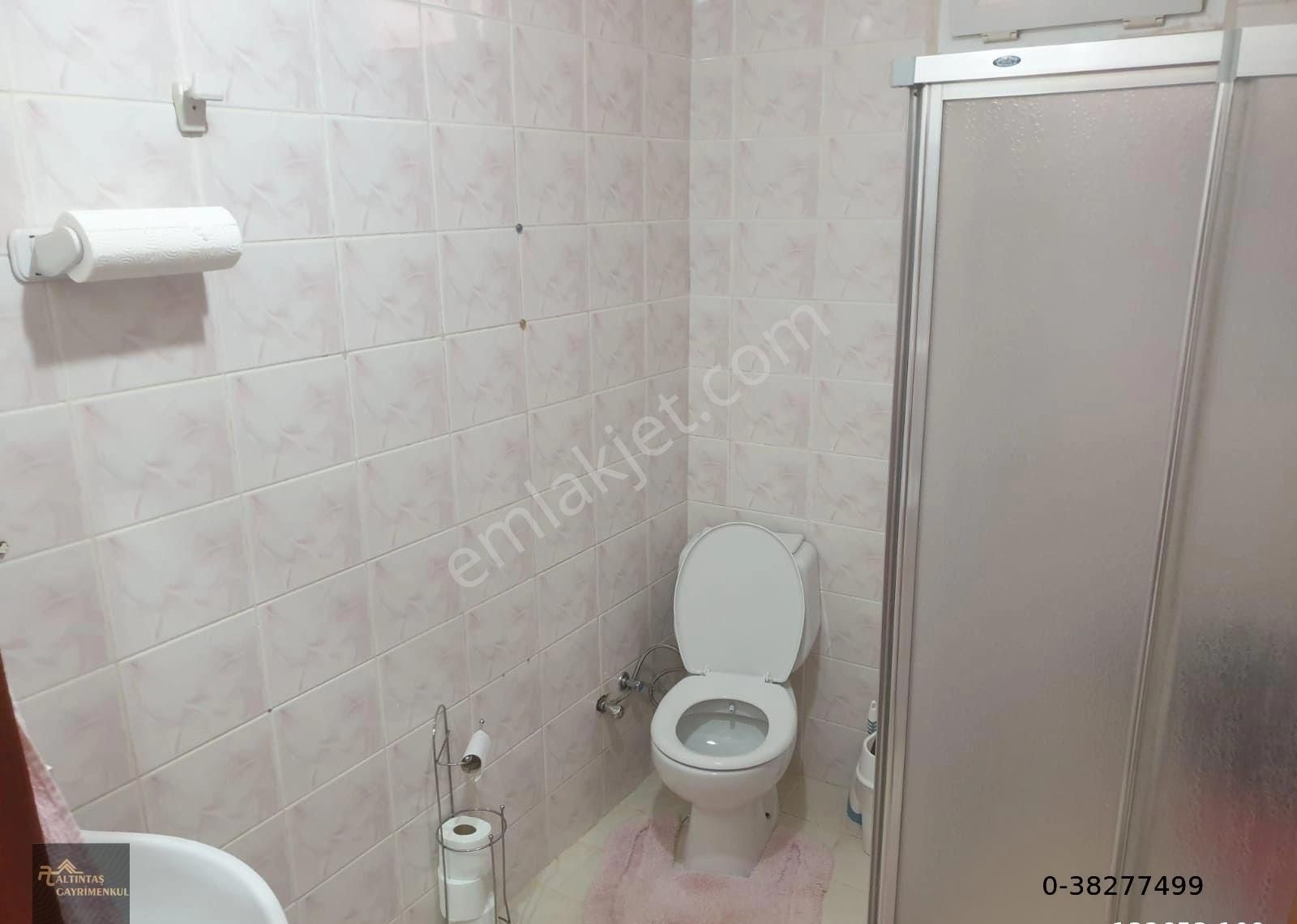 Şehitler Mahallesinde Mükemmel Müstakil Ev - Görsel 26