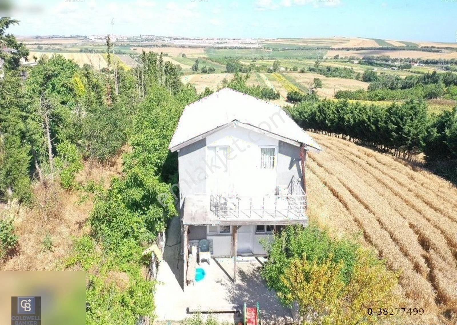 Silivri Çeltik Satılık Tarla Silivride İçerisinde 2 Katlı Yeni Yapı Olan Bahçemiz Satılıktır