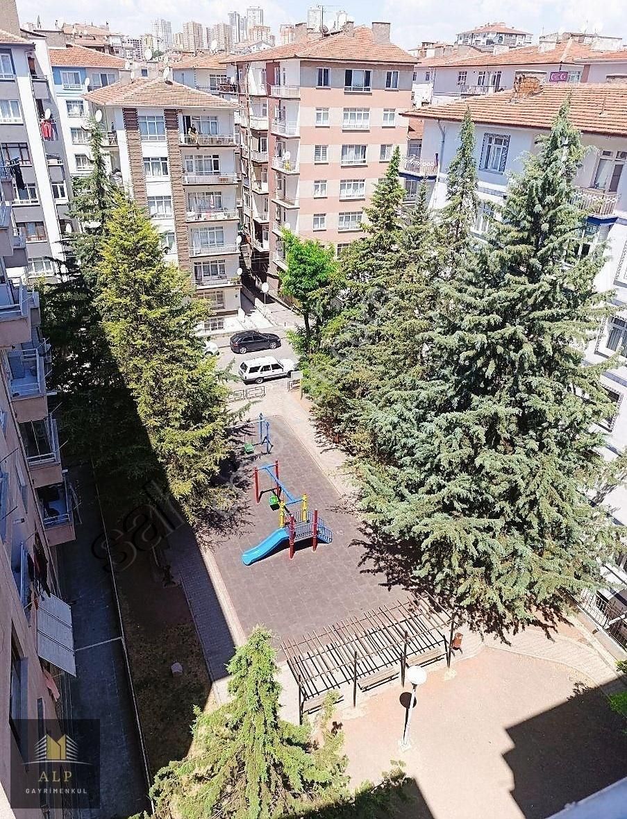 Yenimahalle Demetlale Satılık Daire Alp Gayrimenkul'den 1.caddede 3+1 İskanlı Park Cepheli Yalıtımlı