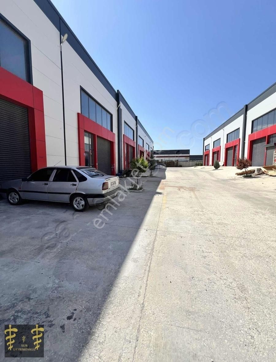 Tekirdağ Çorlu Kiralık Fabrika Sur Emlakdan Gümüş Silver Center De Kiralık 350m2 Dükkan