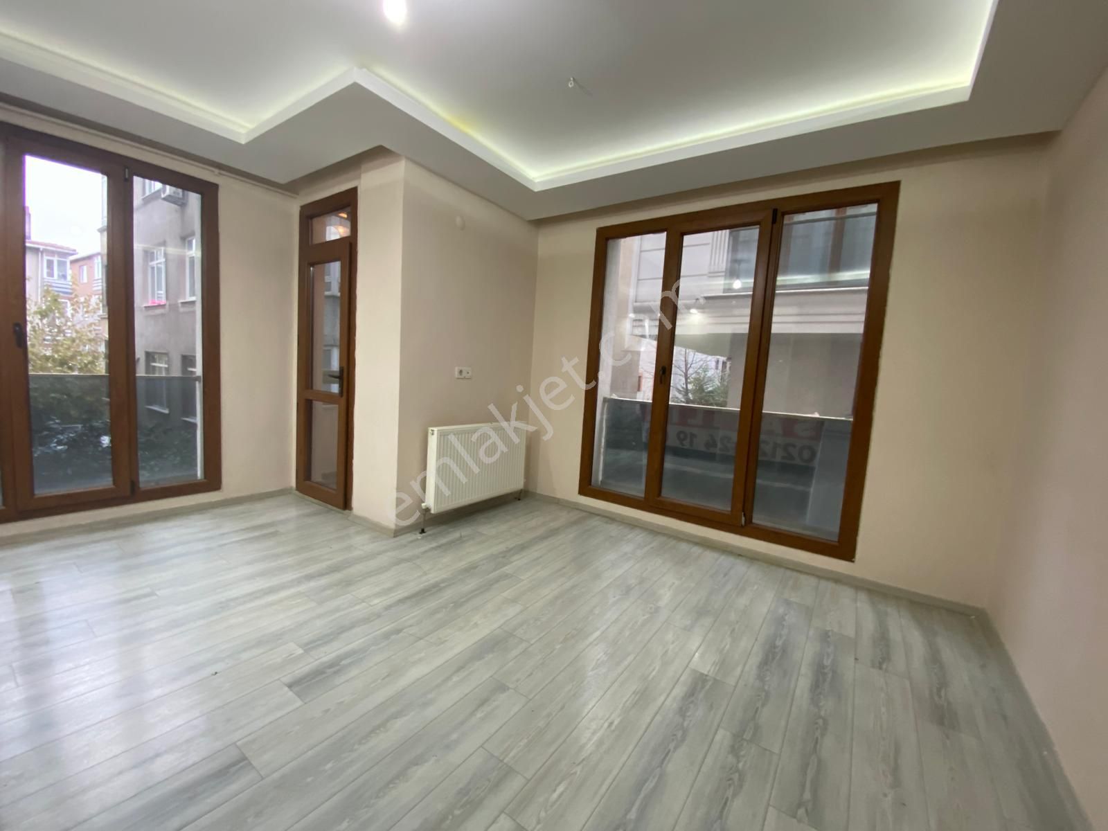 Küçükçekmece Yeni Mahalle Satılık Daire Loft'tan Yenimahalle'de 2+1 75m2 Arakat Asansörlü Satılık Daire