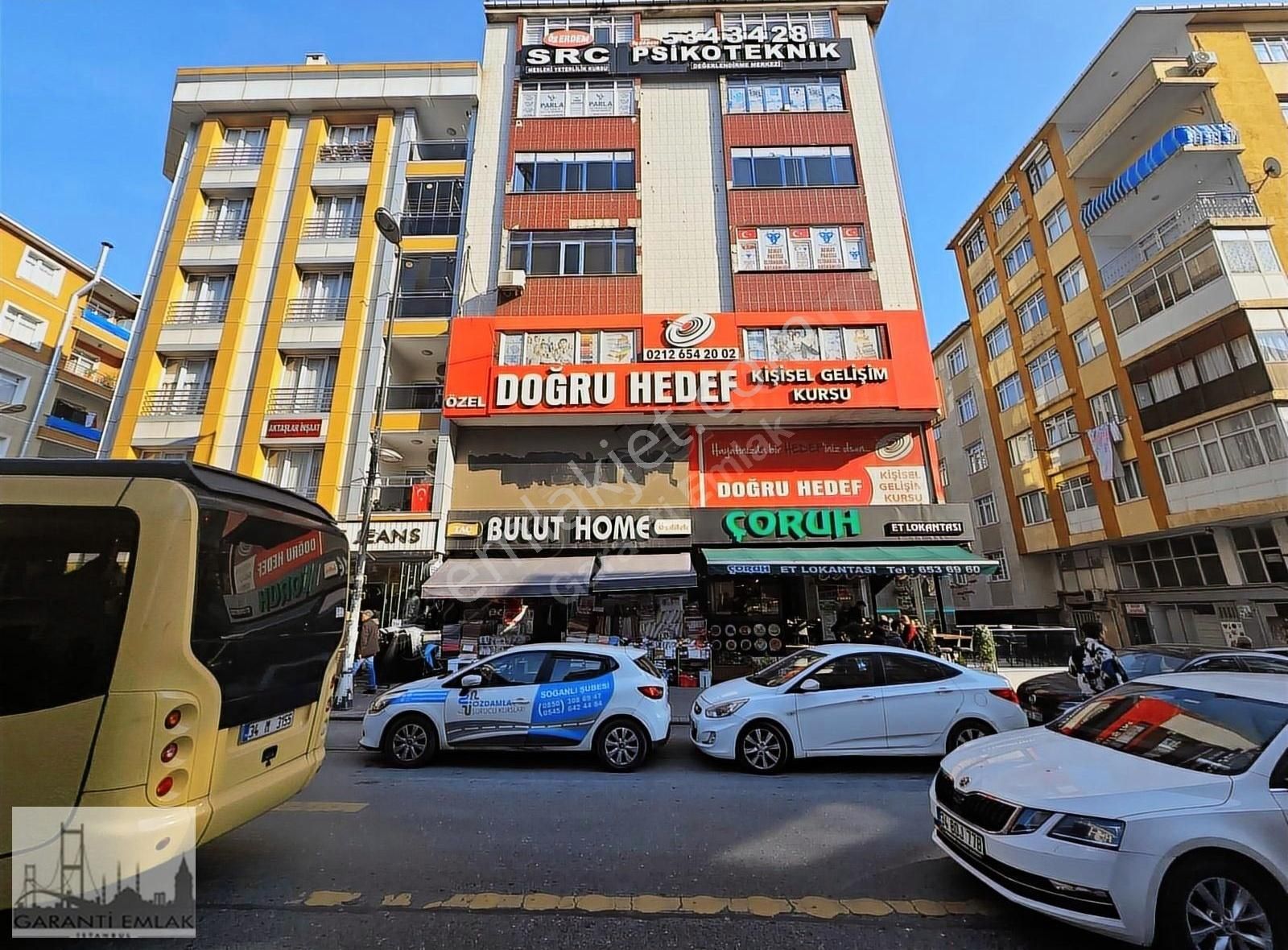 Bahçelievler Şirinevler Satılık İşhanı Katı Şirinevler Mahmutbey Caddesi Üzeri 240 M2 Tek Kat Asansörlü Ofis