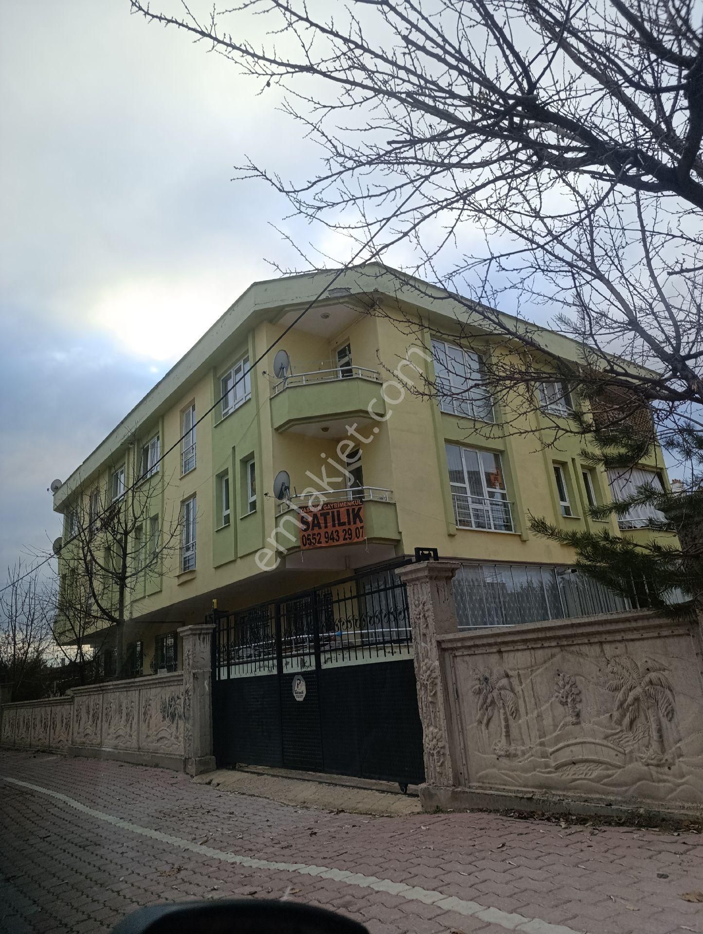 Selçuklu Hanaybaşı Satılık Daire Hanaybaşı Mahalleside Satılık 3+1 Geniş Yapılı Daire