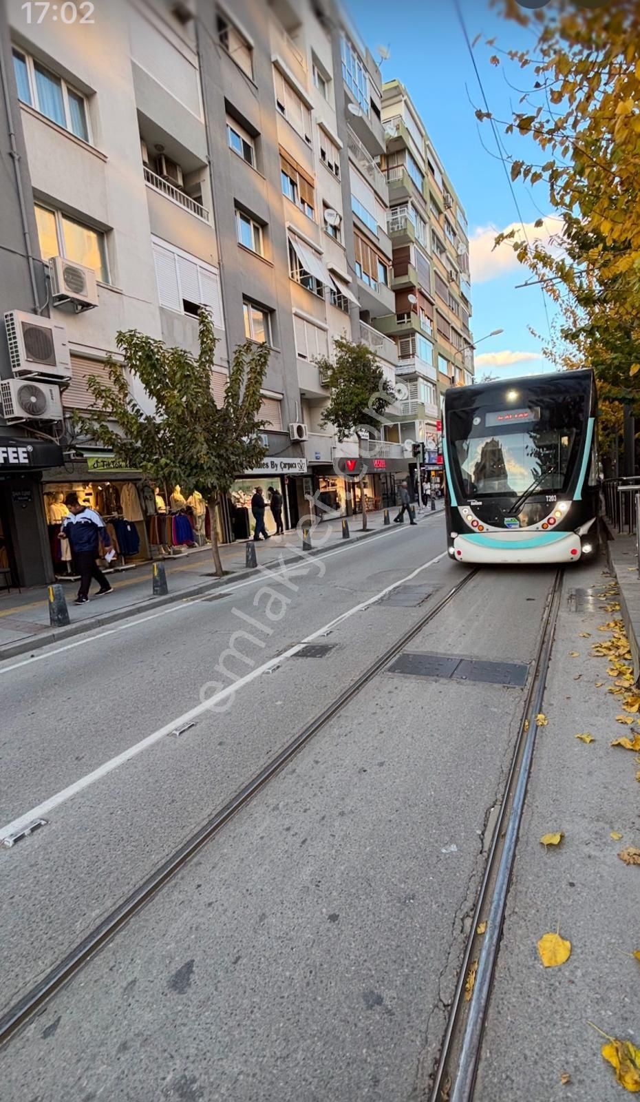 Konak Kültür Kiralık Dükkan & Mağaza Alsancak Şair Eşref Bulvarı Cami Yakını Kiralık Dükkan