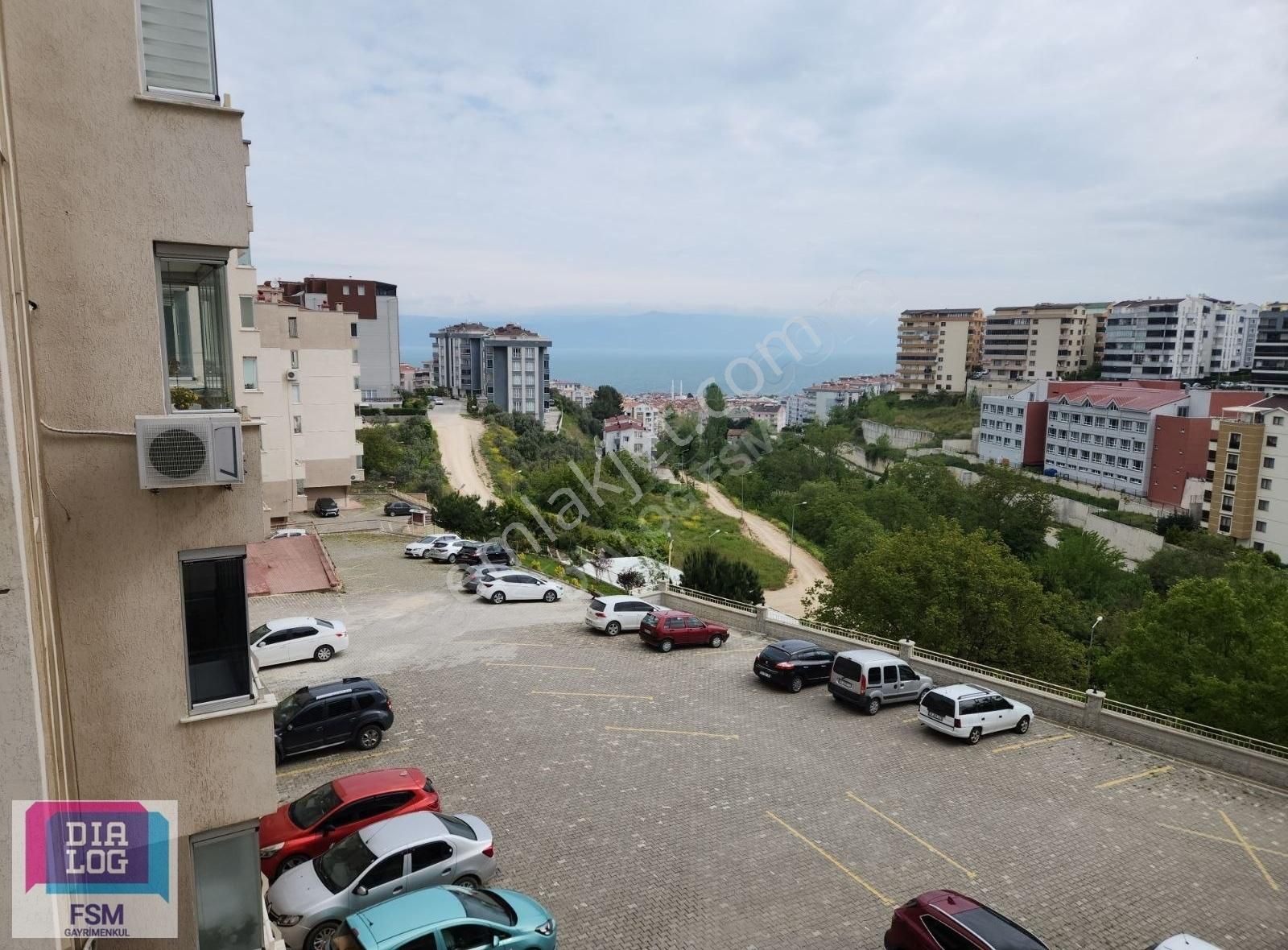 Mudanya Güzelyalı Eğitim Satılık Daire Dialog Fsm Den Deniz Manzaralı 3+1 Site İçi Daire