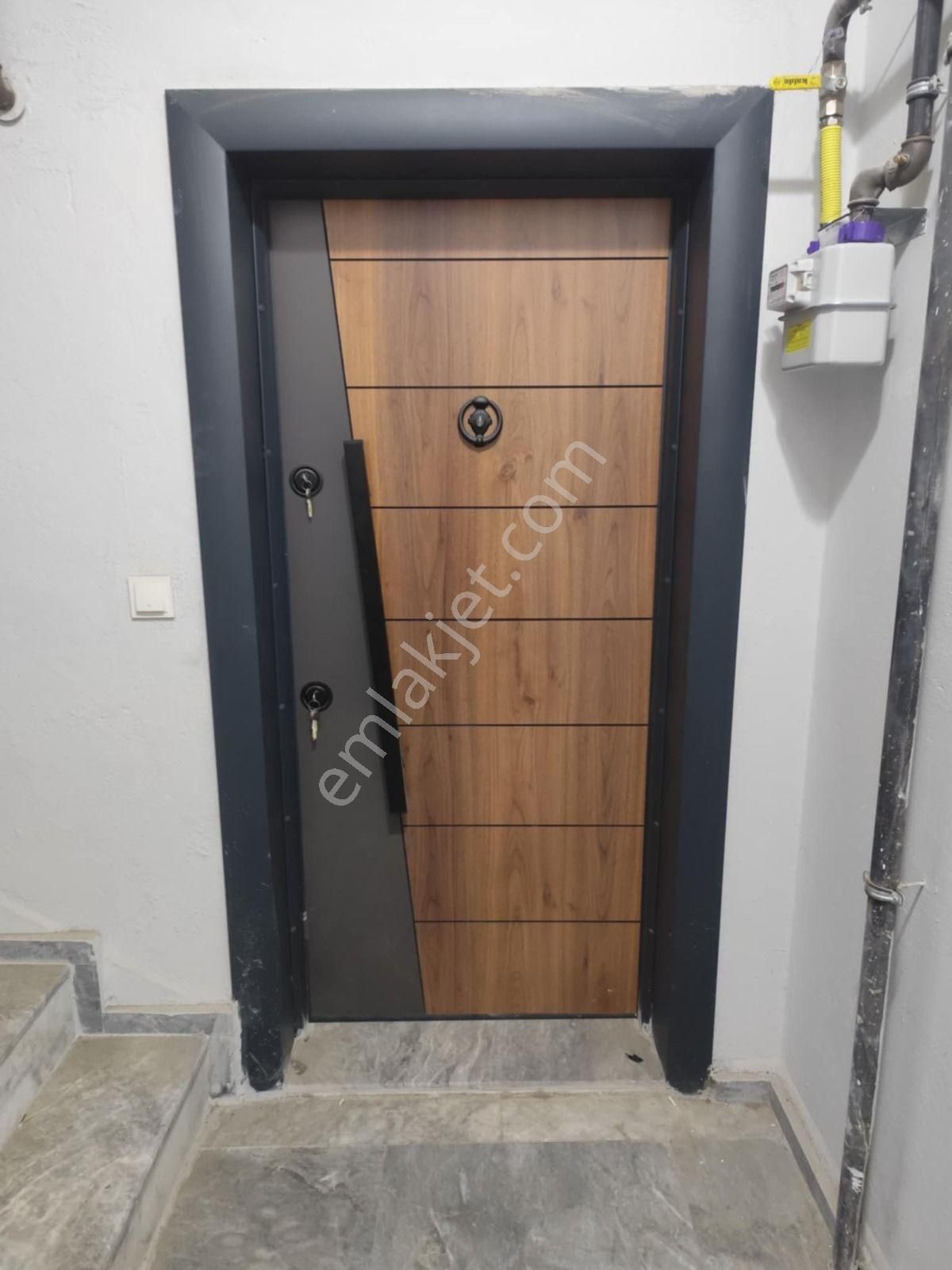 Merkezefendi Sümer Satılık Daire Tek Tapu 5 Daire Sümer Mahallesinde Müstakil Bina 4500.000 Tl Den Satılıktır