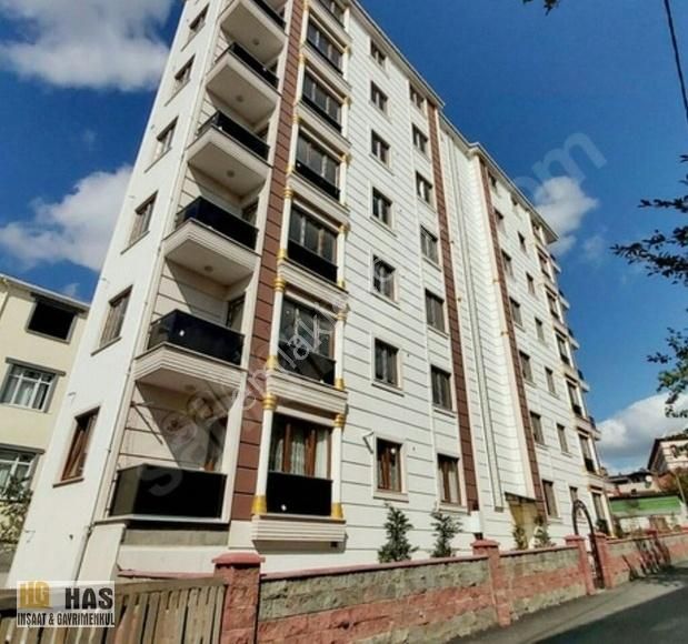 Pendik Kavakpınar Satılık Daire Has Gayrimenkul'den Kavakpınarda 3+1 Otaparklı İskanlı Daire