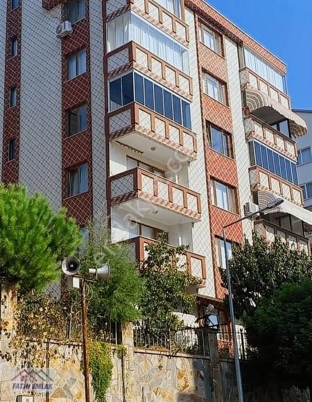 Gemlik Cumhuriyet Satılık Daire Fatih'ten Manastırda 3+1 150m2 Doğalgazlı 3.kat Daire